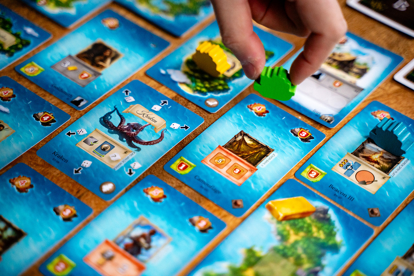 Pirates of Maracaibo: Bermuda Triangle – Capstone Games